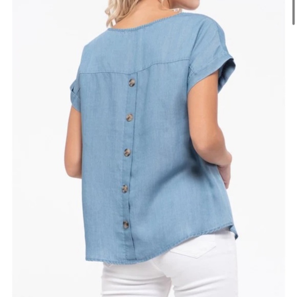 MINE Chambray Top front lace detail, button back detail 100%‎ Lyocell Women’s S